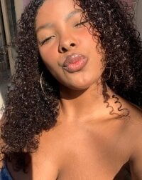 dayanacarson's webcam live show