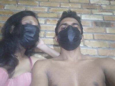 Madusanka115 Couple Smallaudience Live Cam Naked