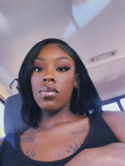 roseroyceee Gallery Image 1