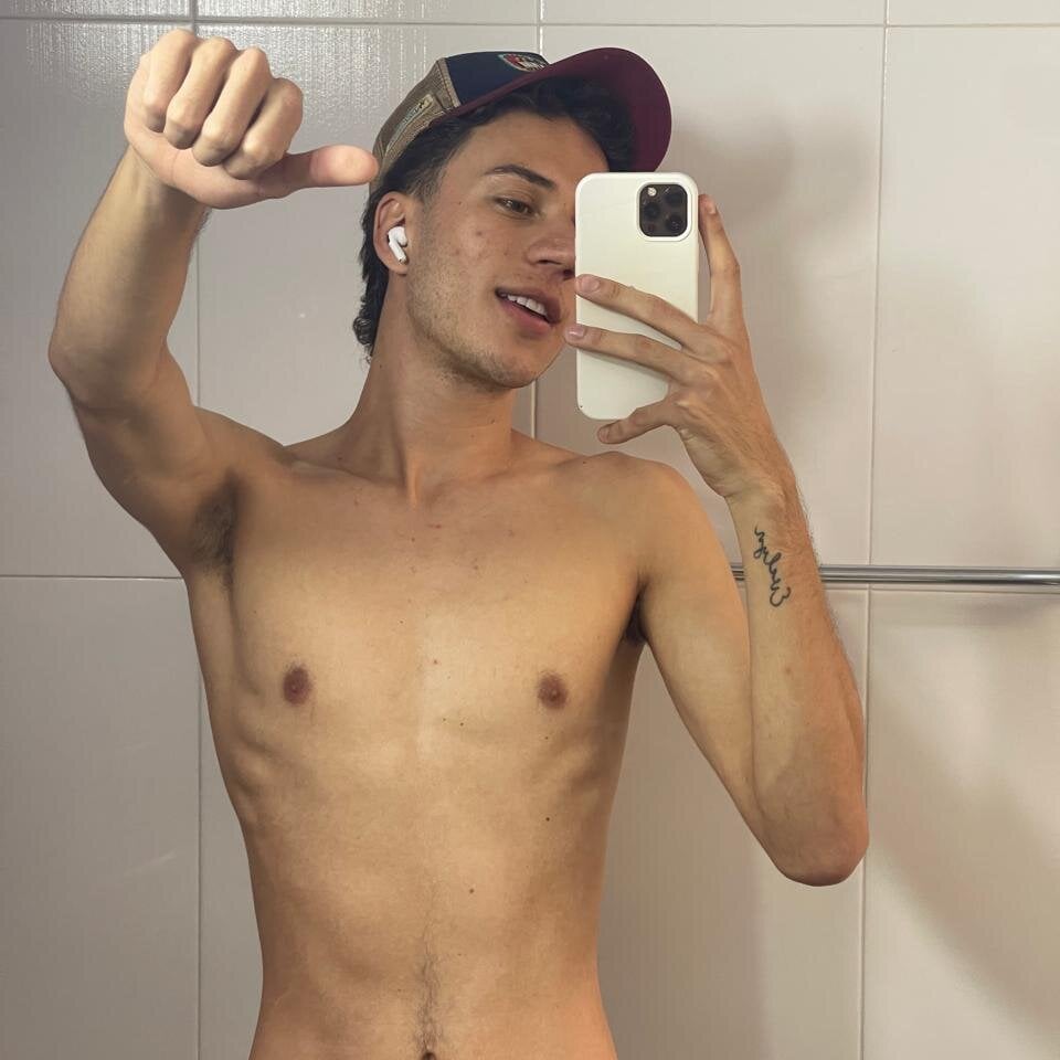 Elian_White profile