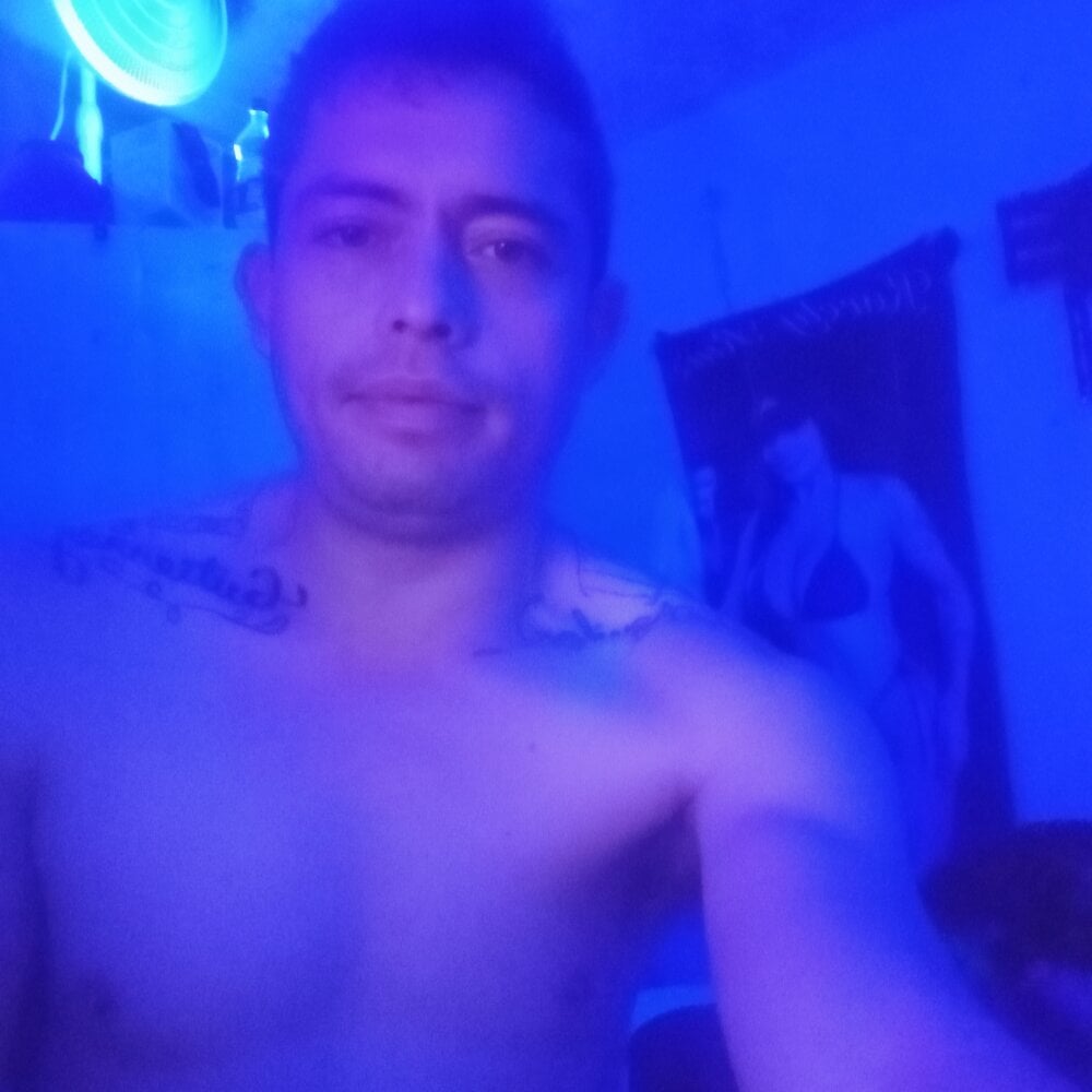 PitudoWuero offline XXX-chat