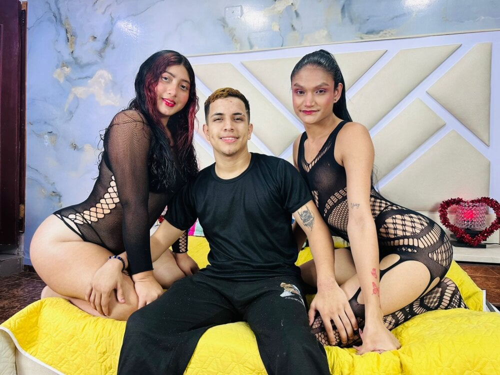 triopecadovip from stripchat