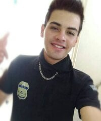 Armandogtz03's webcam live show