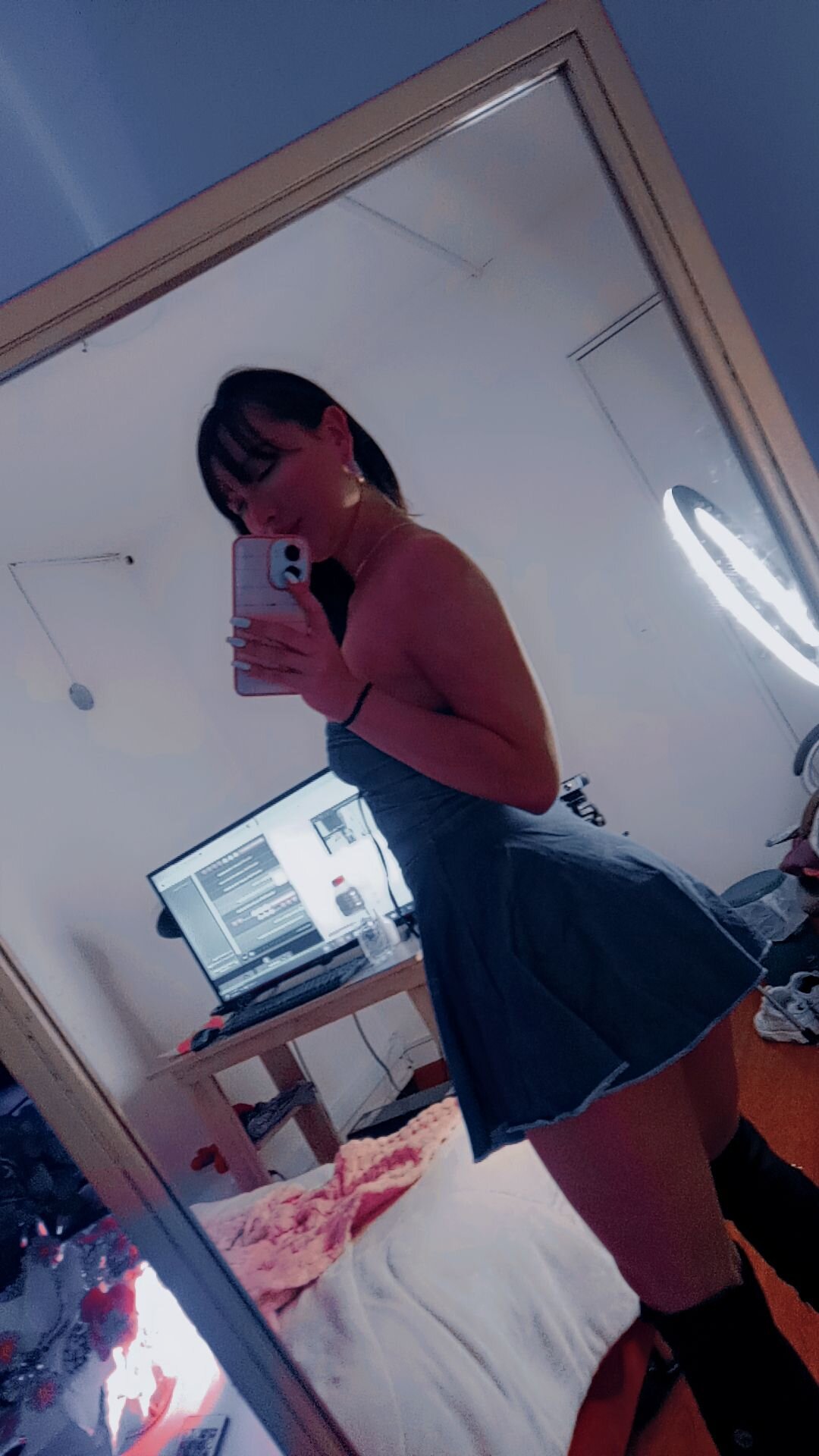 Lola-sex