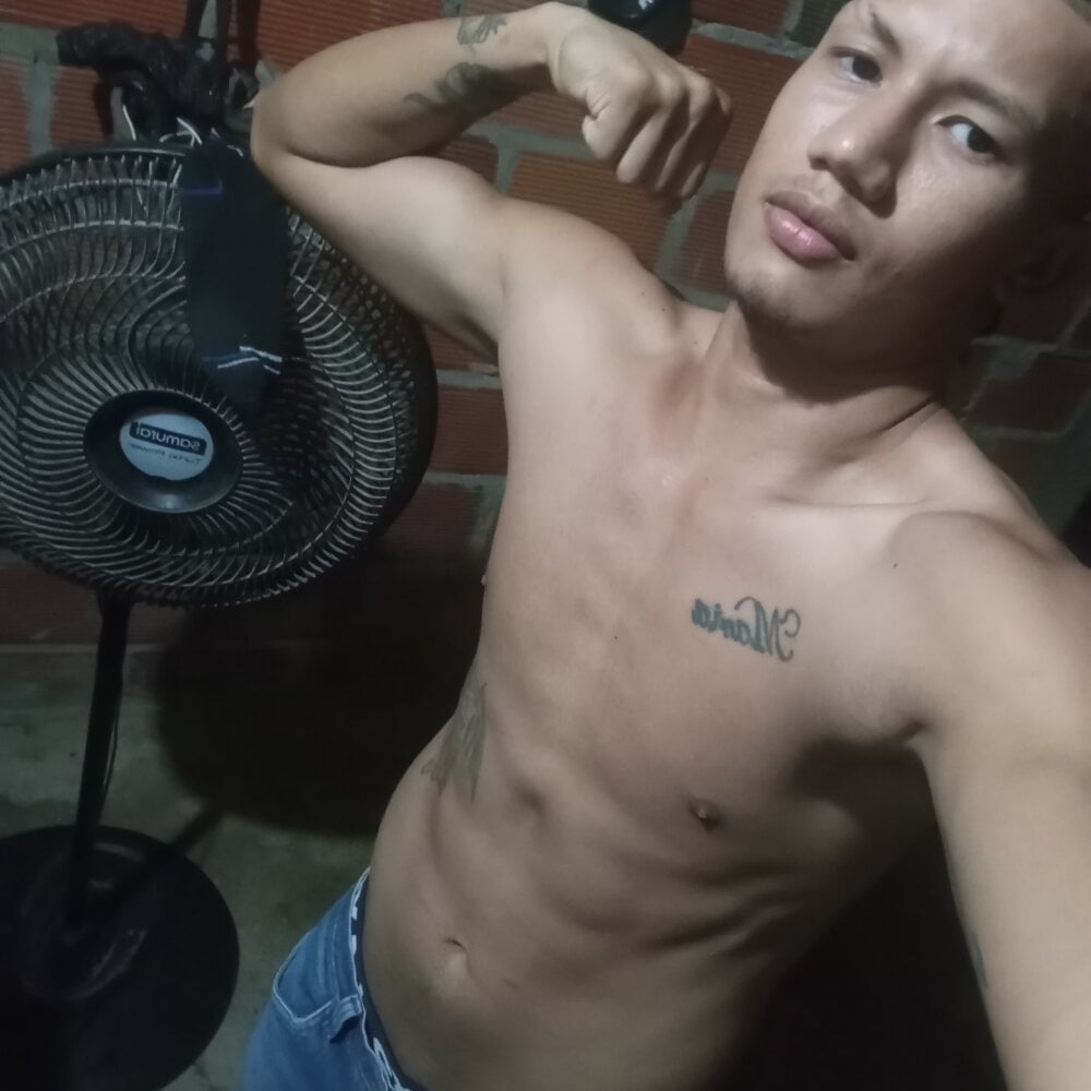 Elmaster_23 profile