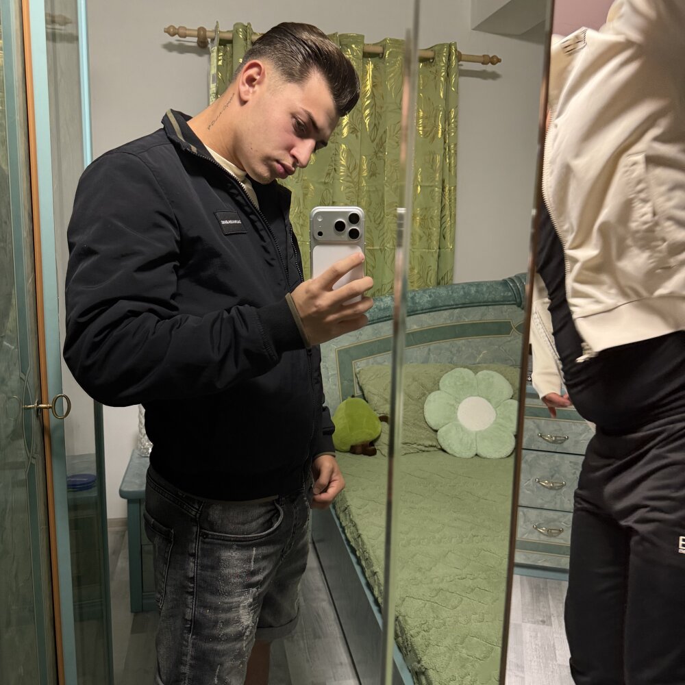 joszefrozsa450 profile