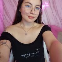 _Nami_b's Offline Chat Room