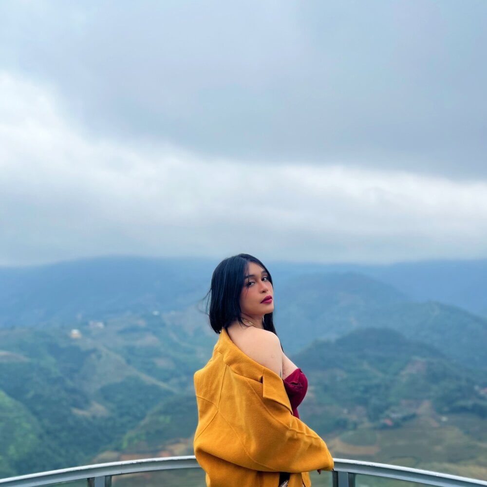 BellaHotBabe profile