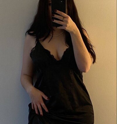 sexy_pooja1212 on StripChat