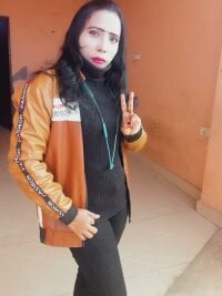 MONA_DARLING-LOVE's Offline XXX Chat