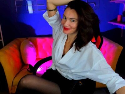 MistyBarnes - Stripchat Cam2cam Cowgirl Eroticdance Couple 