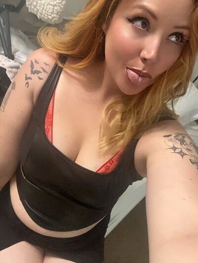 KatyaBlazleigh on StripChat