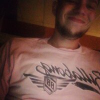 damhard240's Offline Chat Room