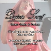 DaphneeLecerf's Offline Chat Room