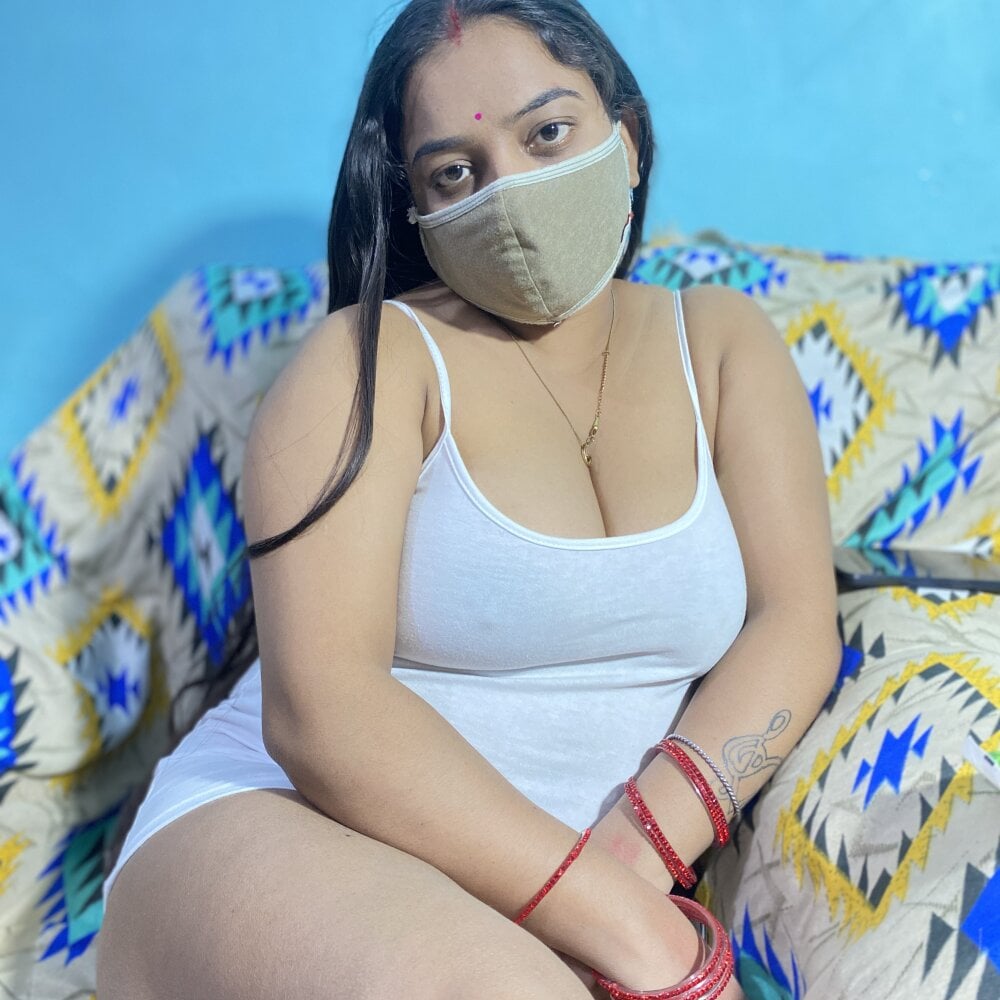 sexi-bhabhi-rimi from stripchat