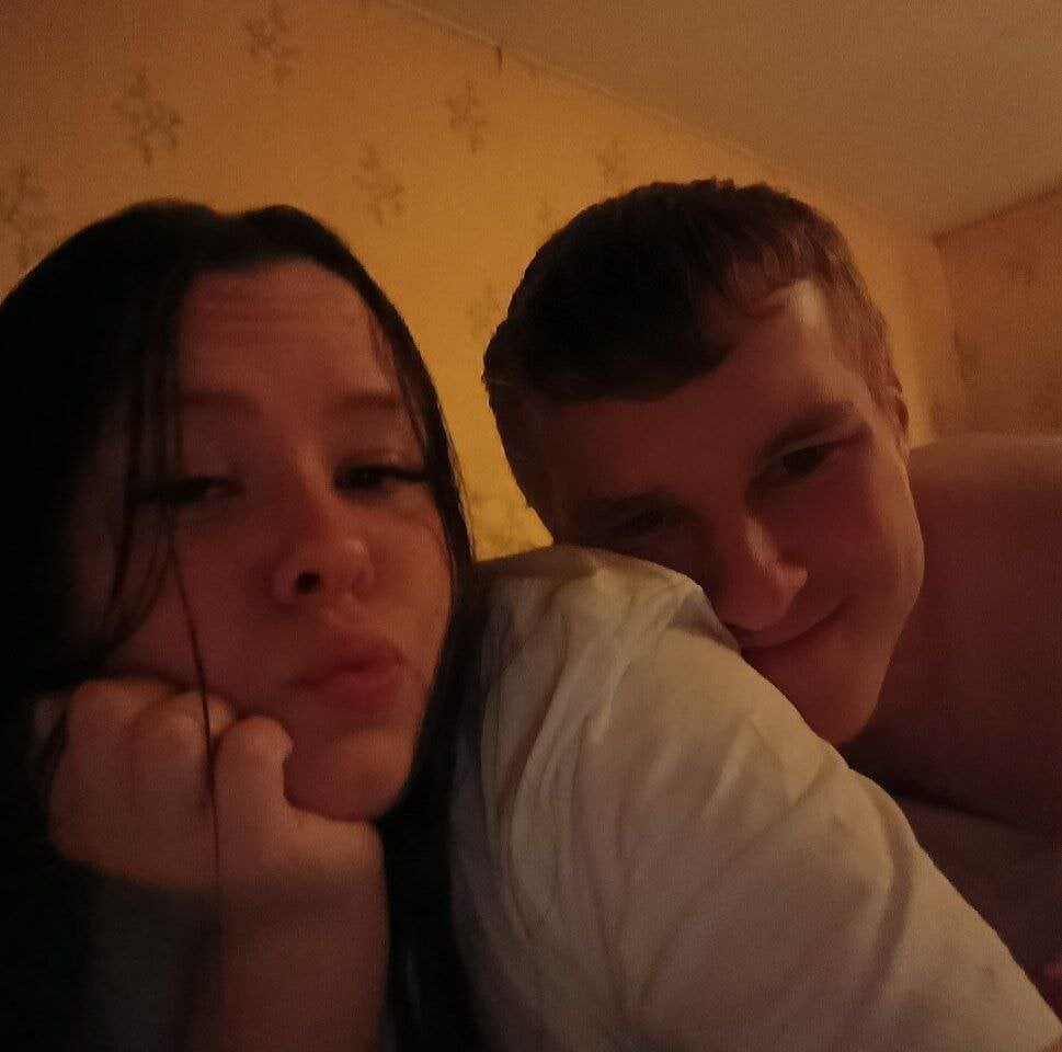 دردشة TommyandJanet الجنسية دون اتصال