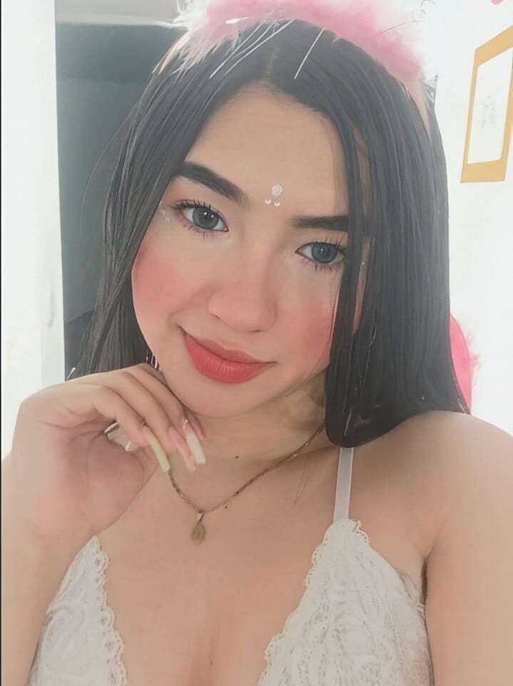 free6cams.com shellyrayh1 livesex profile in hiding-in-your-wifi cams