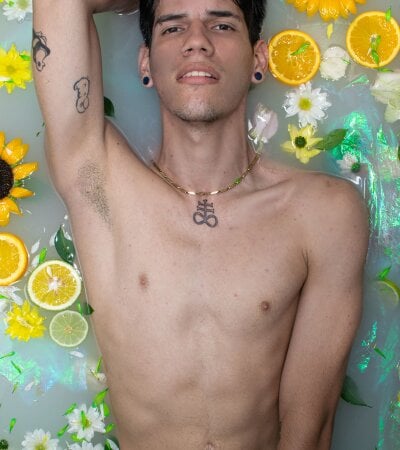 David_huge Male Oilshow Live Webcam XXX