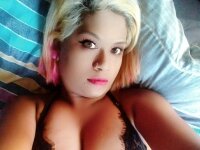 Stacy18s' Offline XXX Chat