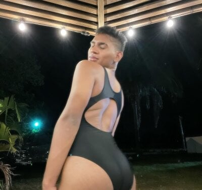 Daniela_swet