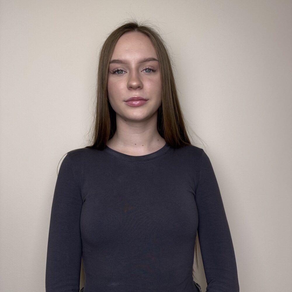 kattiecoron from stripchat