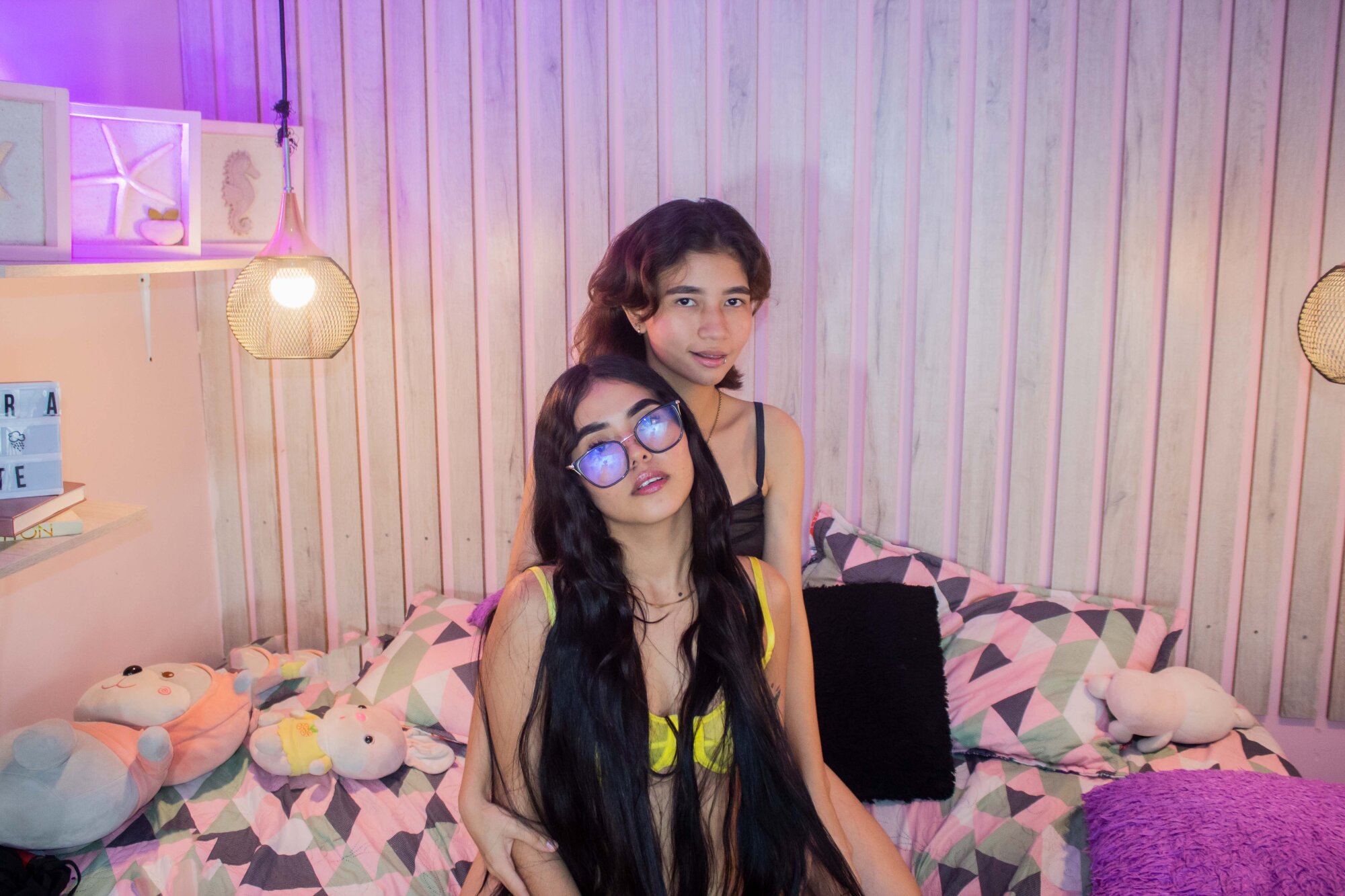 Sweet_couple69