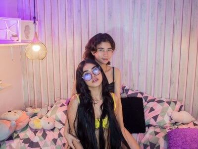 sex chatroom Sweet Couple69