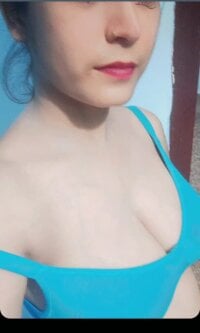 LUV018110's webcam live show