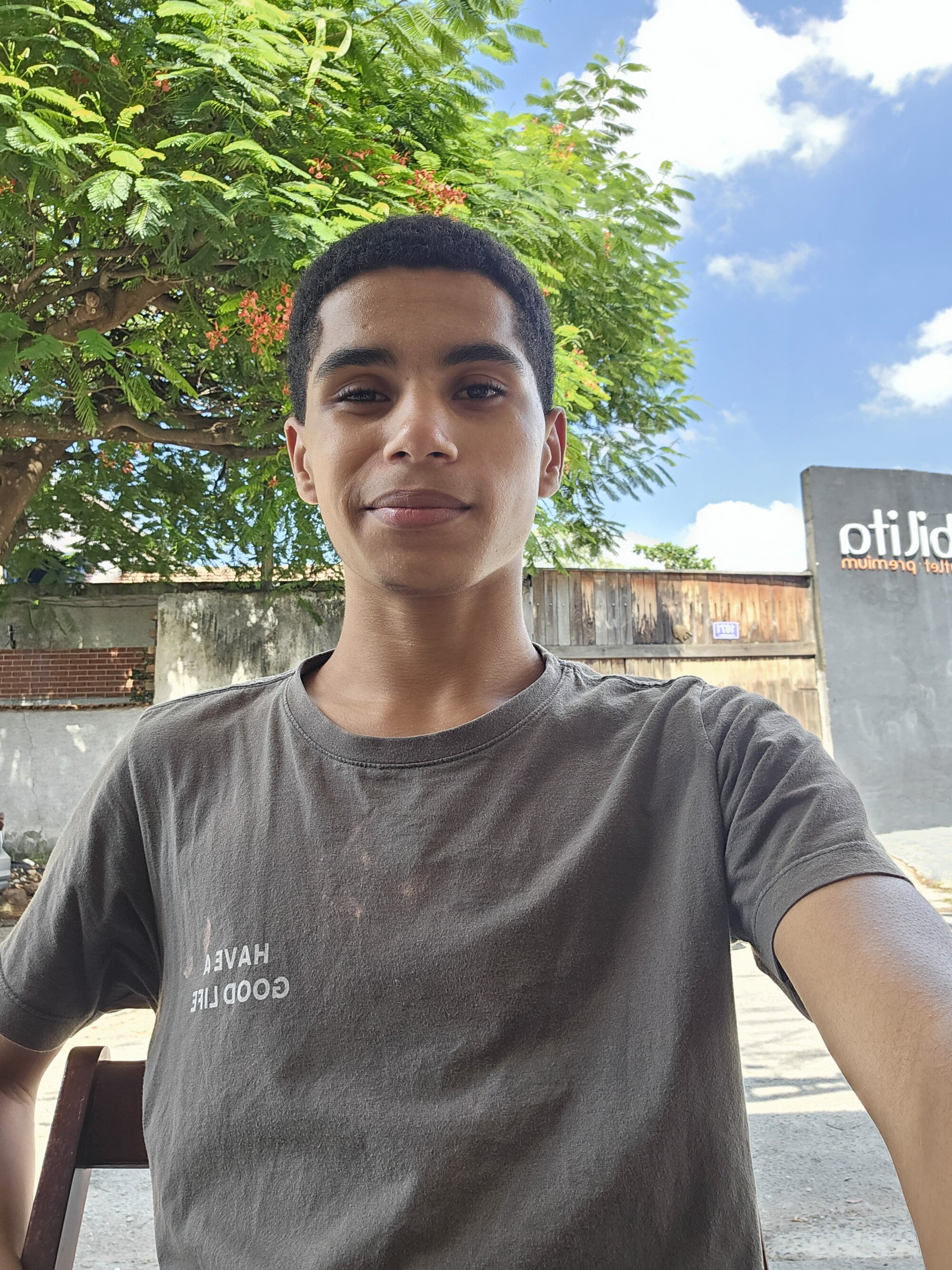 novinhorabudosz