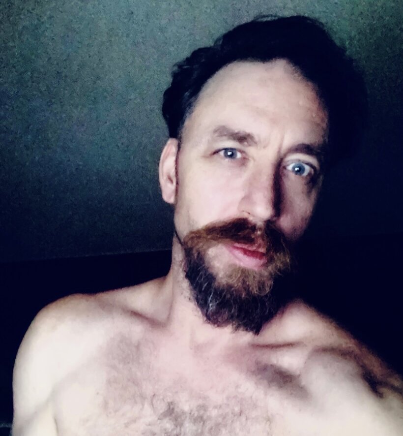 ProfClevis@xh's Offline XXX Chat