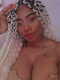 FrancescaRusso's Offline Chat Room
