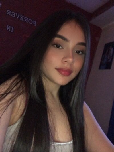 laura_saenz stripchat