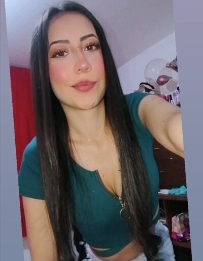 Sophi_thaylor - Stripchat Girl 