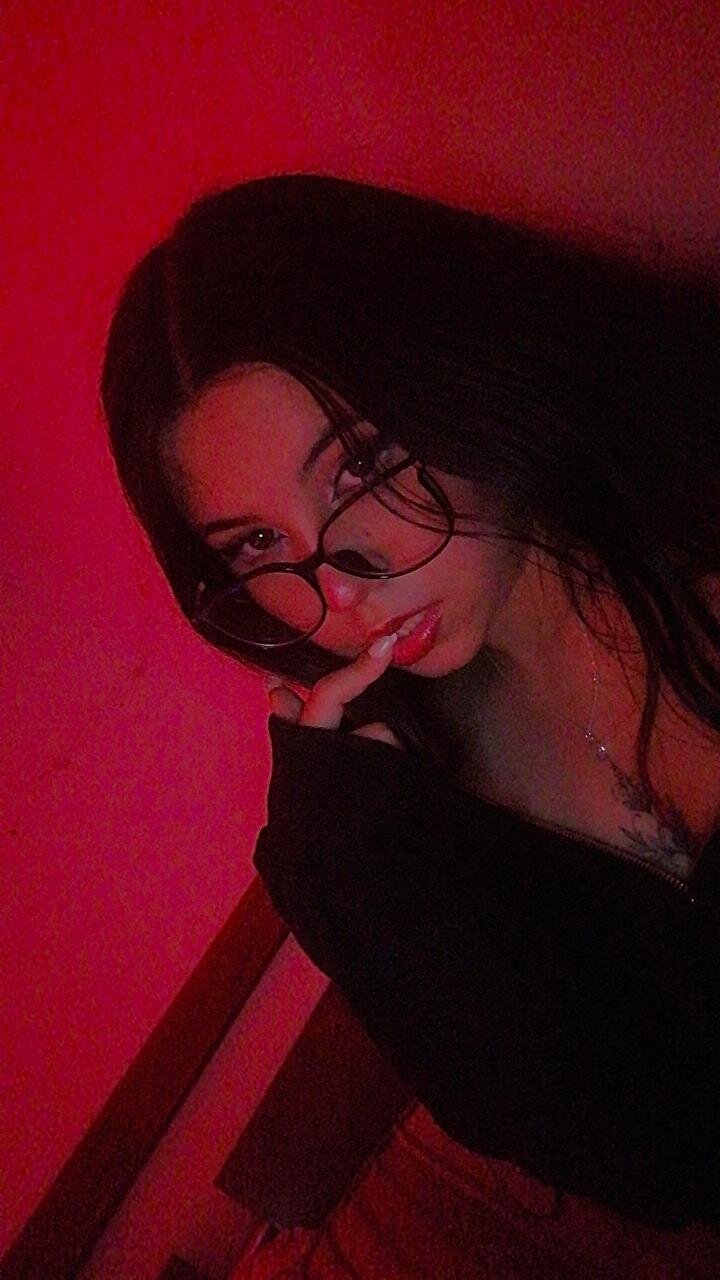 kiitty_tay