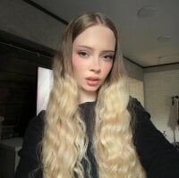 LoanaSilva's Offline Chat Room