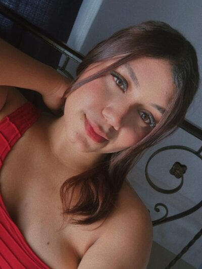 Emma__hills