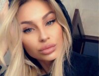 LianaLione's Offline XXX Chat