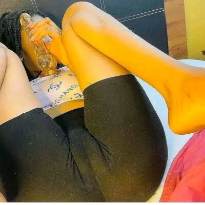 momobea23 from stripchat
