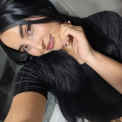 Linda_r_ Live Cam and Statistics on UnifiedCams