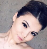 ChocolateElise's Offline Chat Room