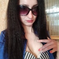 Leona__Magic's Offline Chat Room