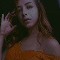 MilenaOliver's Offline Chat Room