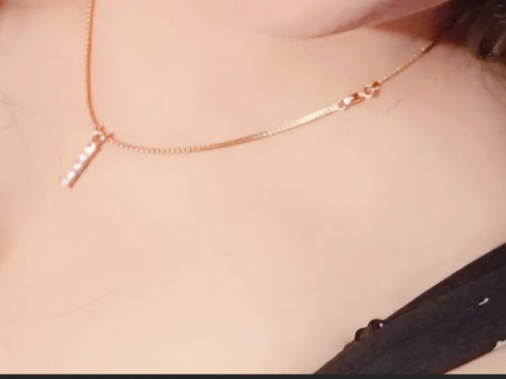 -Chaams- profile