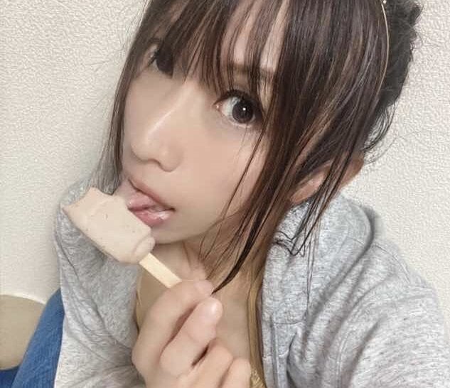 sayaka27's Offline XXX Chat