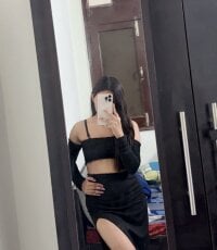 Little_queenn's webcam live show
