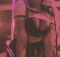 xxxSmittenKittenxxx Show di sesso, in cam, in diretta