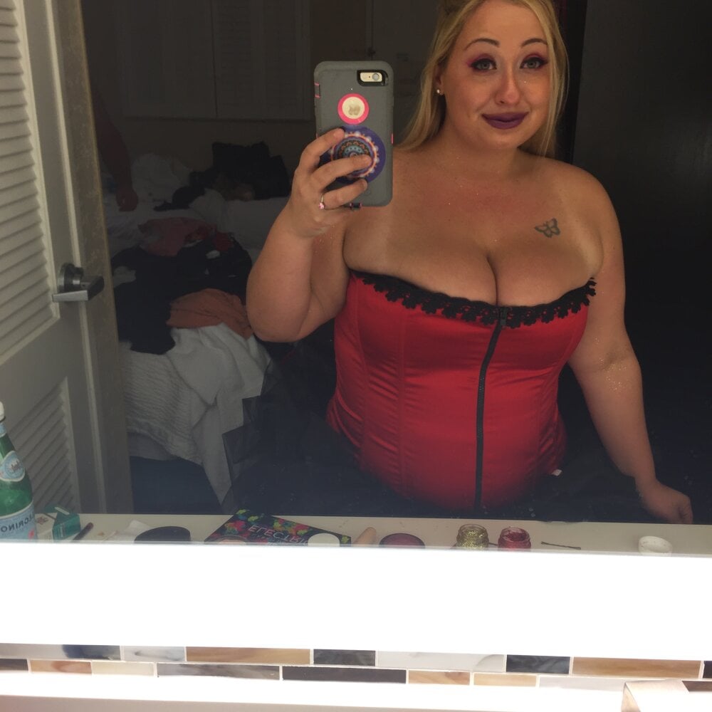 CrissyCream profile