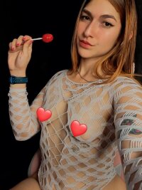 AriannaLopez_'s Offline XXX Chat
