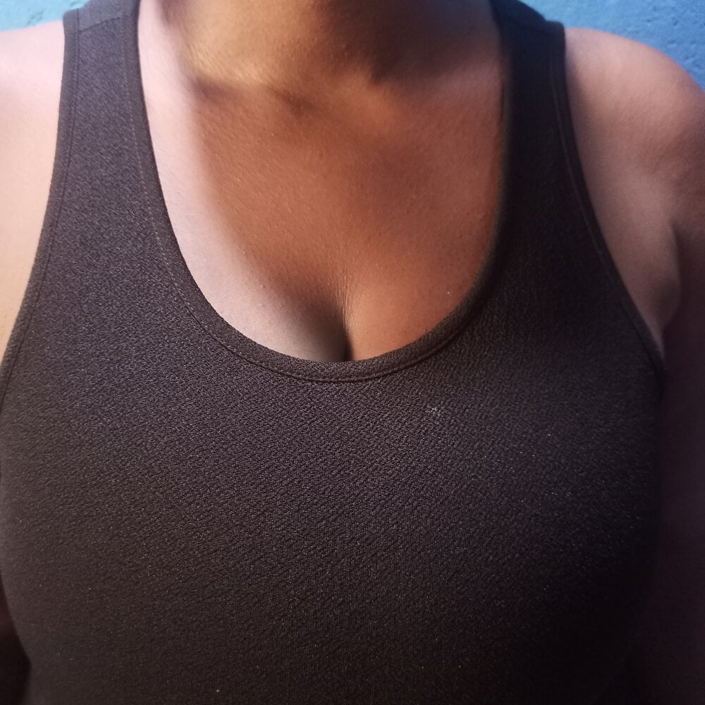Blaze_boobs 😜 live chat