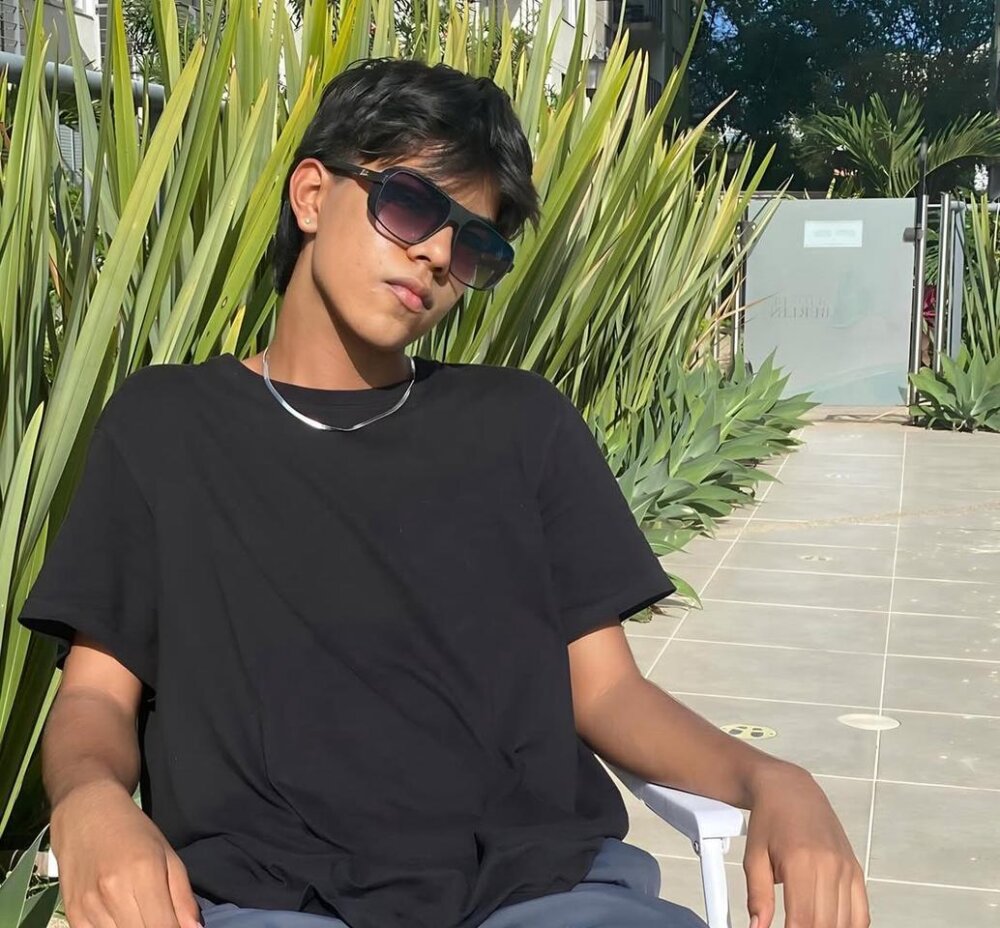 JUSTIN_SCOOT profile